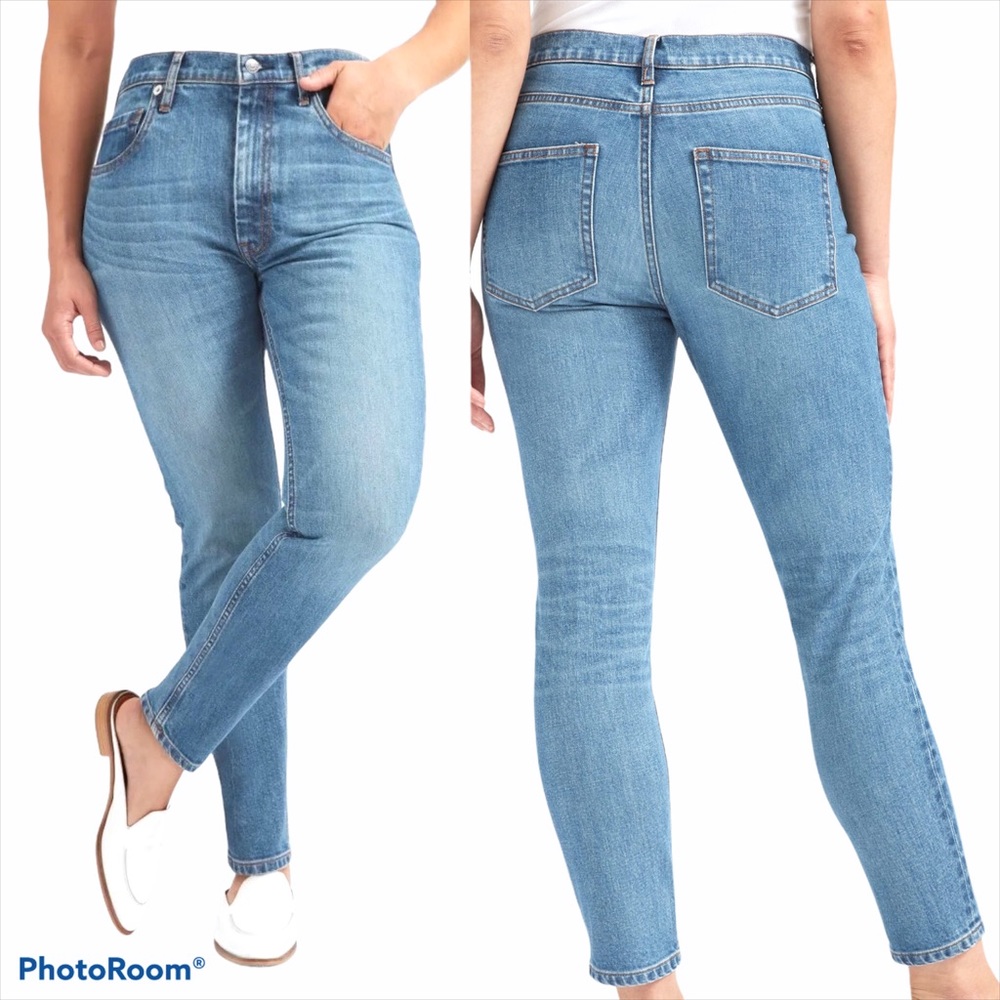 Everlane High-Waisted Jeans